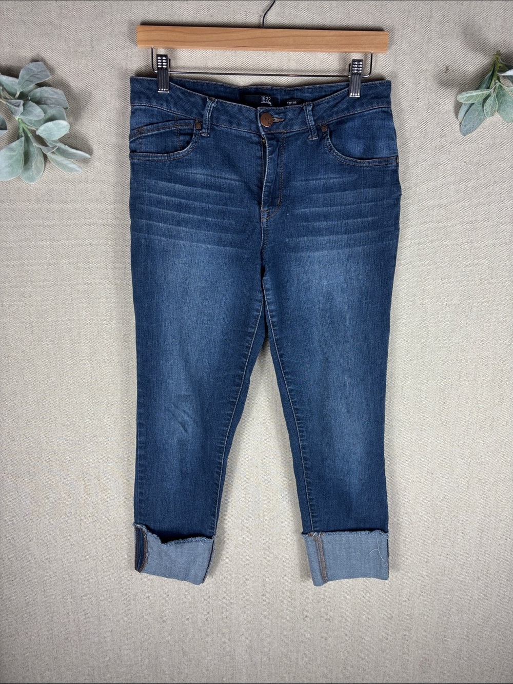 1822 > Taylor Dark Blue Women's Cuffed Jeans 10